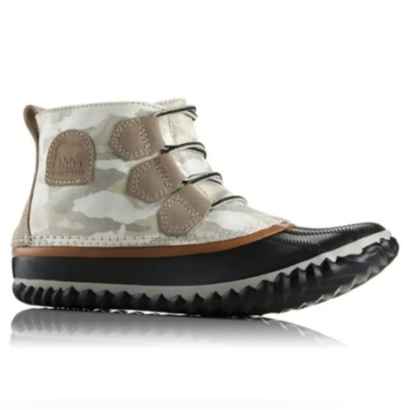 Sorel Shoes - Sorel Out N' About Canvas Boots